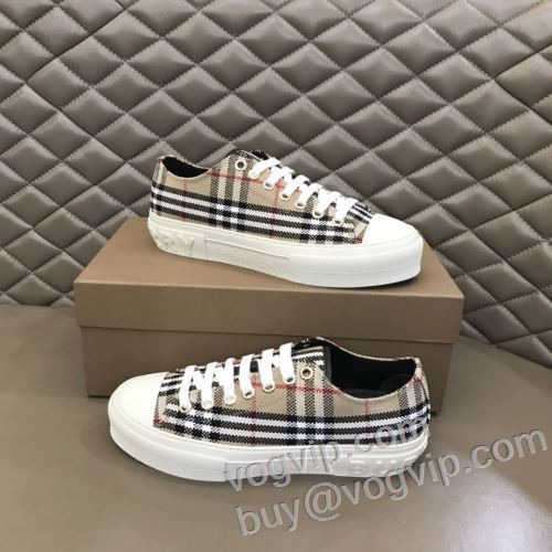 偽物ブランド vogvip.com/brand-6-c0.html BURBERRY偽物ブランド